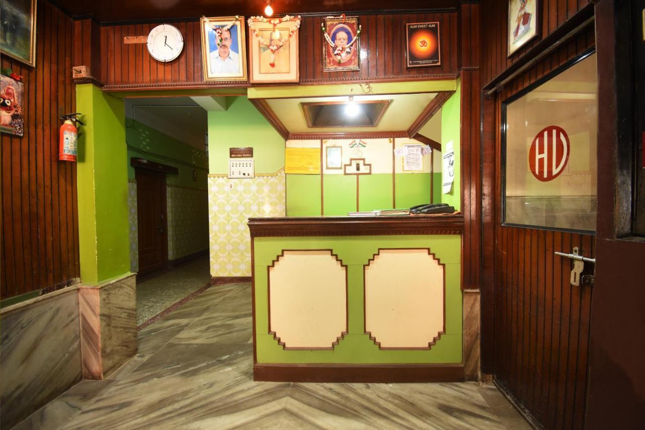 Spot On Hotel Vijaya Каттак Экстерьер фото