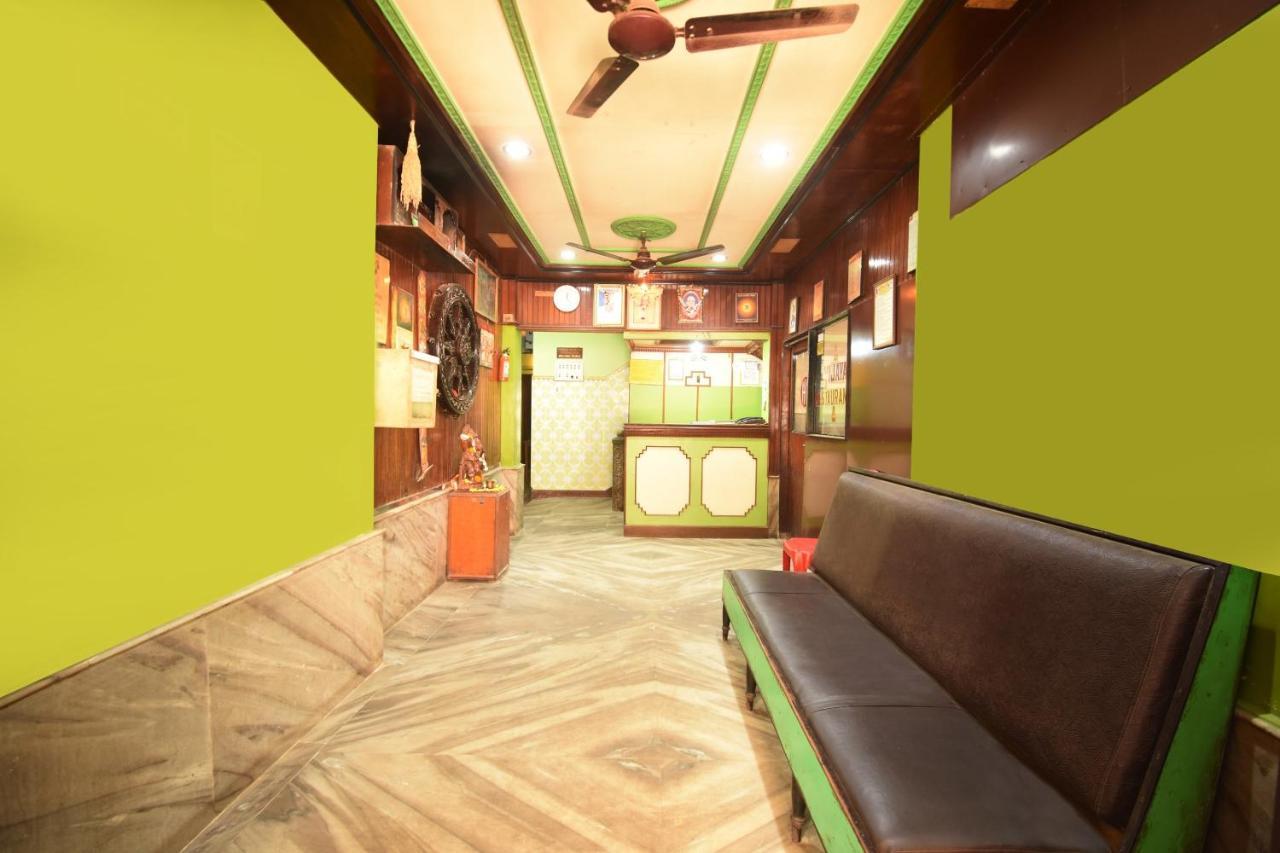 Spot On Hotel Vijaya Каттак Экстерьер фото
